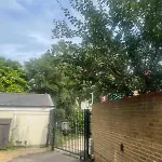 London One Bedroom Apartment In A Gated Community